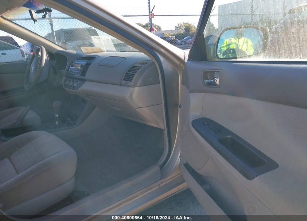2005 TOYOTA CAMRY LE VIN: 4T1BE32K55U964213