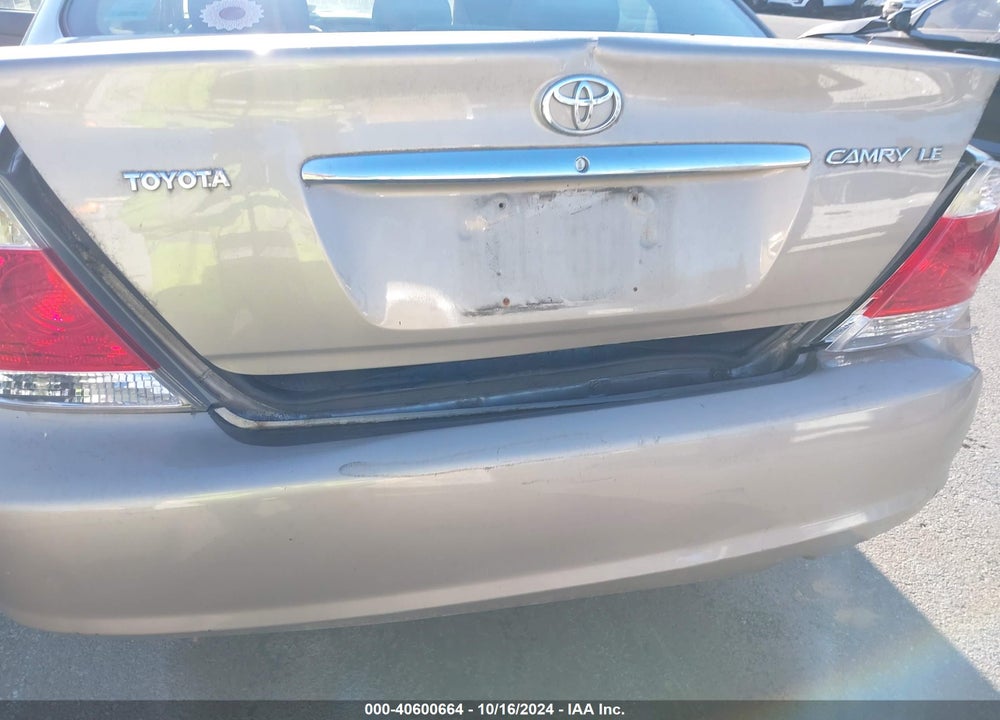 2005 TOYOTA CAMRY LE VIN: 4T1BE32K55U964213