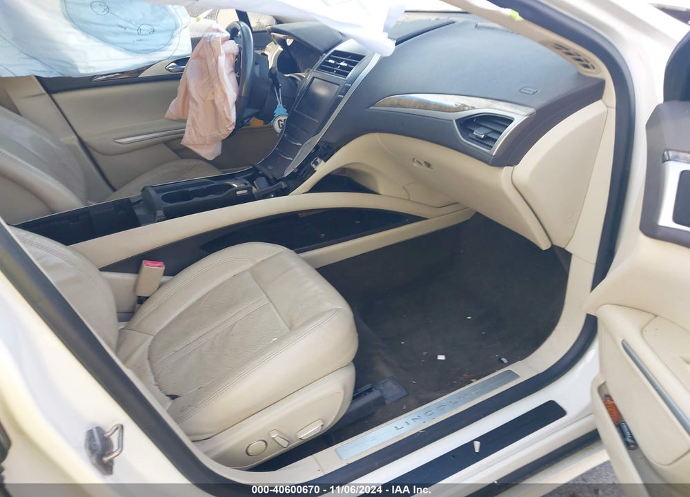 2013 LINCOLN MKZ VIN: 3LN6L2GK0DR811089