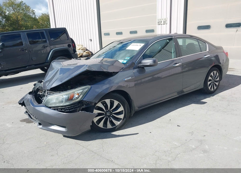 2015 HONDA ACCORD HYBRID EX-L VIN: 1HGCR6F53FA013788