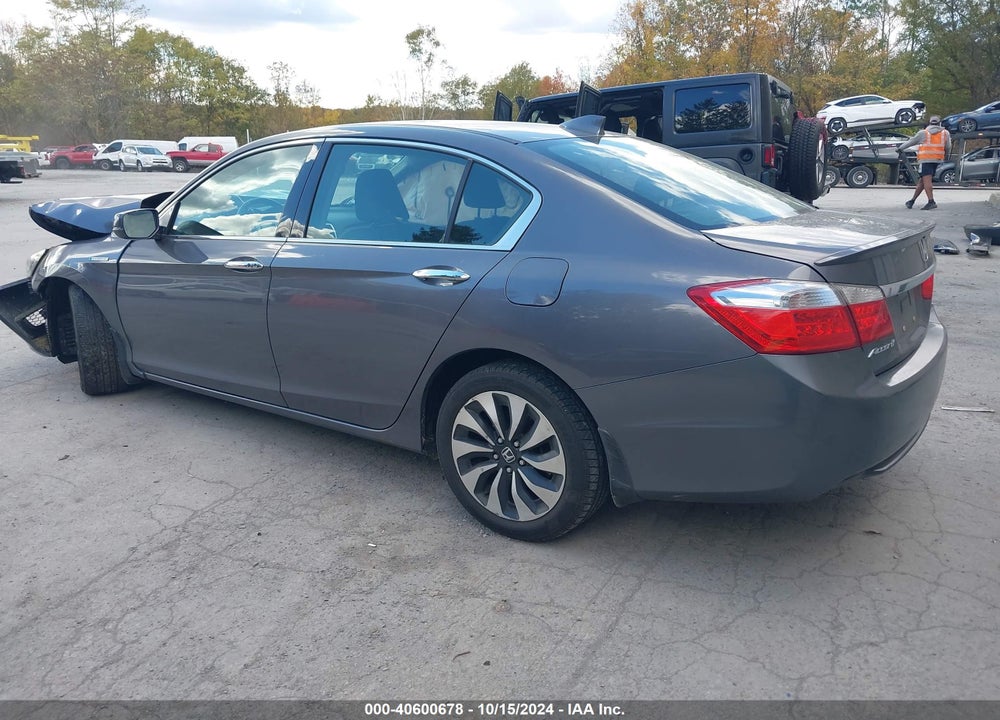 2015 HONDA ACCORD HYBRID EX-L VIN: 1HGCR6F53FA013788