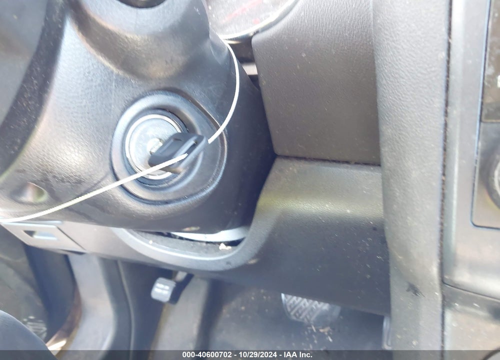 2013 NISSAN ROGUE S VIN: JN8AS5MT3DW504856