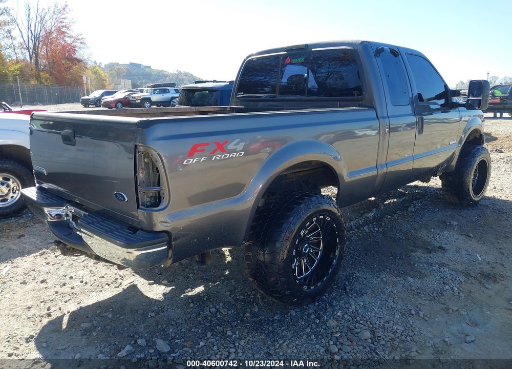 2005 FORD F-250 LARIAT/XL/XLT VIN: 1FTSX21P85EA83666