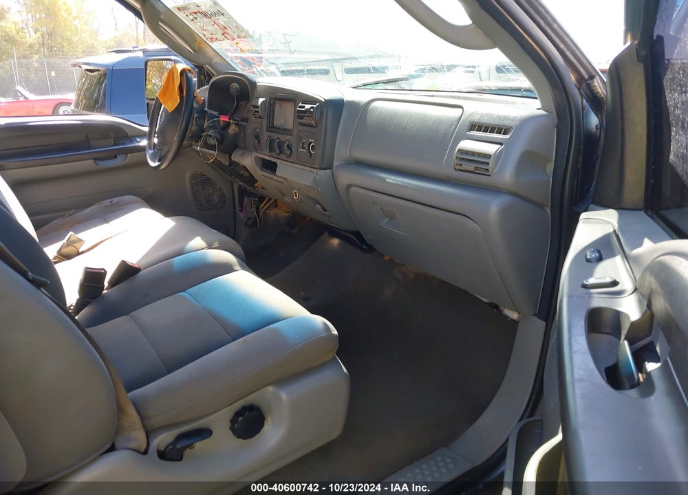 2005 FORD F-250 LARIAT/XL/XLT VIN: 1FTSX21P85EA83666