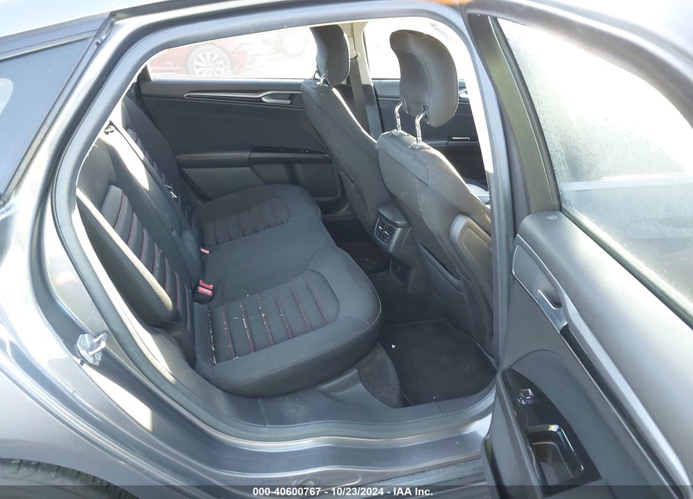 2014 FORD FUSION SE VIN: 1FA6P0HD4E5400740