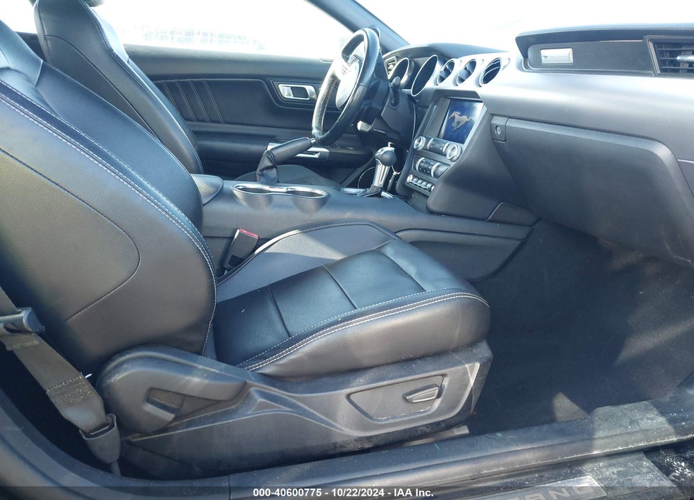 2021 FORD MUSTANG ECOBOOST PREMIUM VIN: 1FATP8UH9M5104220