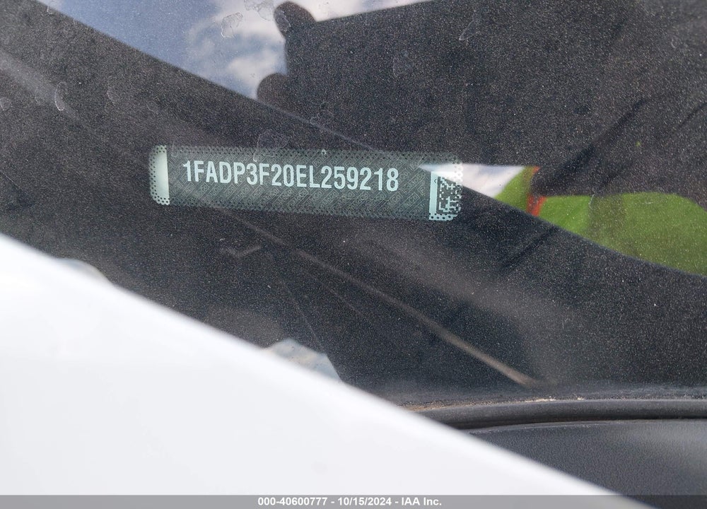 2014 FORD FOCUS SE VIN: 1FADP3F20EL259218