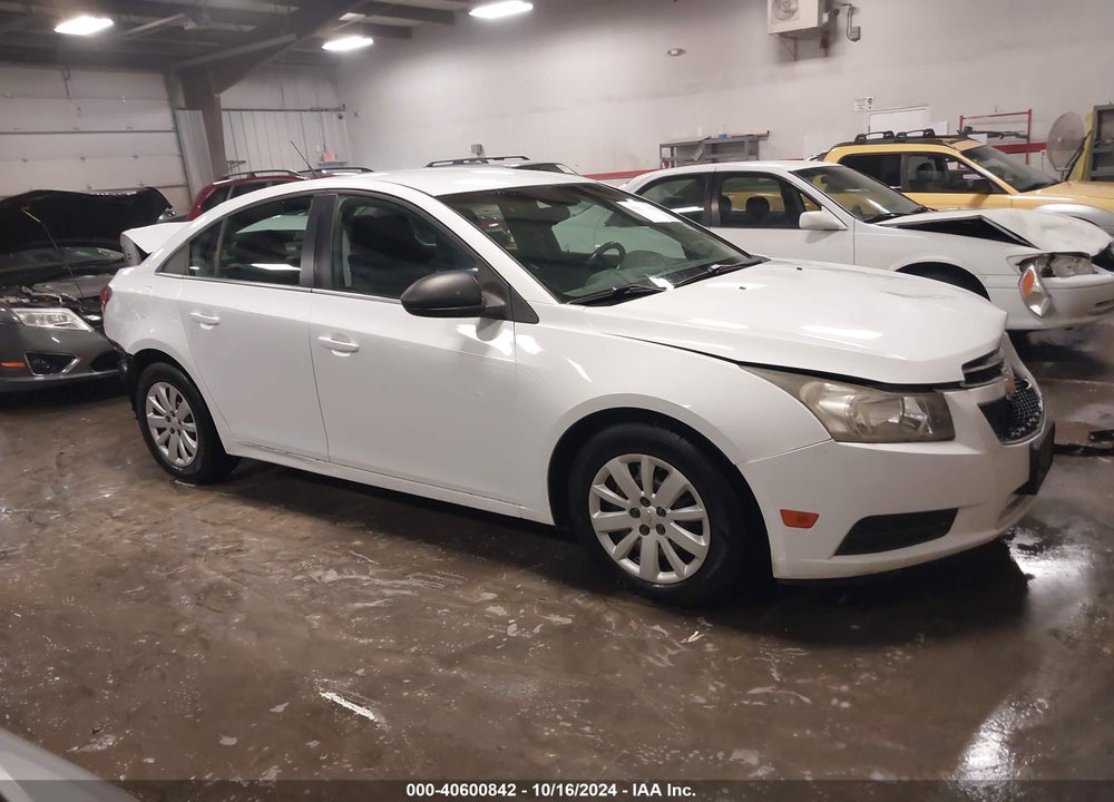 2011 CHEVROLET CRUZE LS VIN: 1G1PC5SH7B7282131