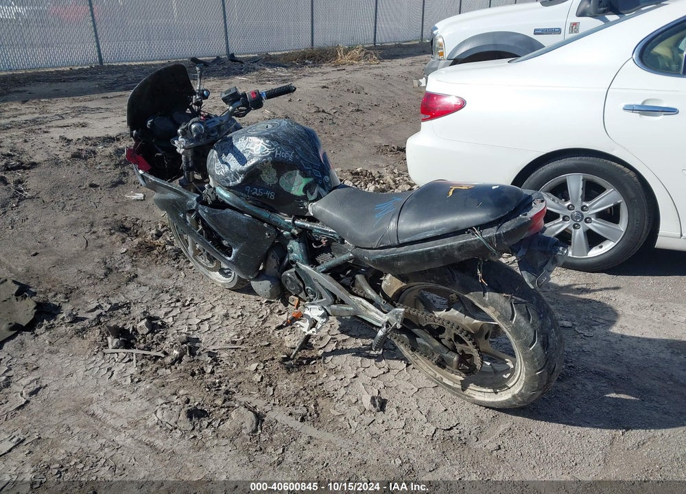 2007 KAWASAKI EX650 A VIN: JKAEXEA117A026031