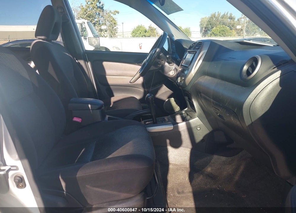 2004 TOYOTA RAV4 VIN: JTEHD20V540029848