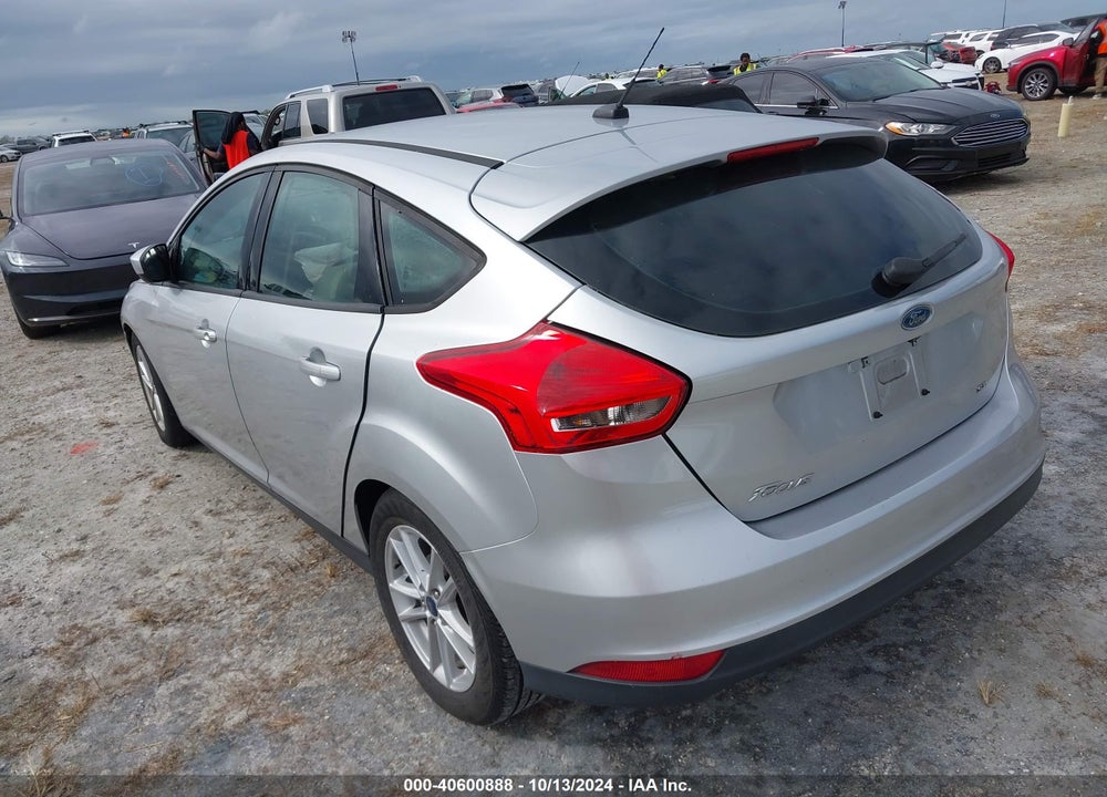 2018 FORD FOCUS SE VIN: 1FADP3K24JL256192