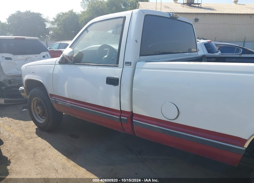 1990 GMC SIERRA C2500 VIN: 1GTGC24K7LE514240