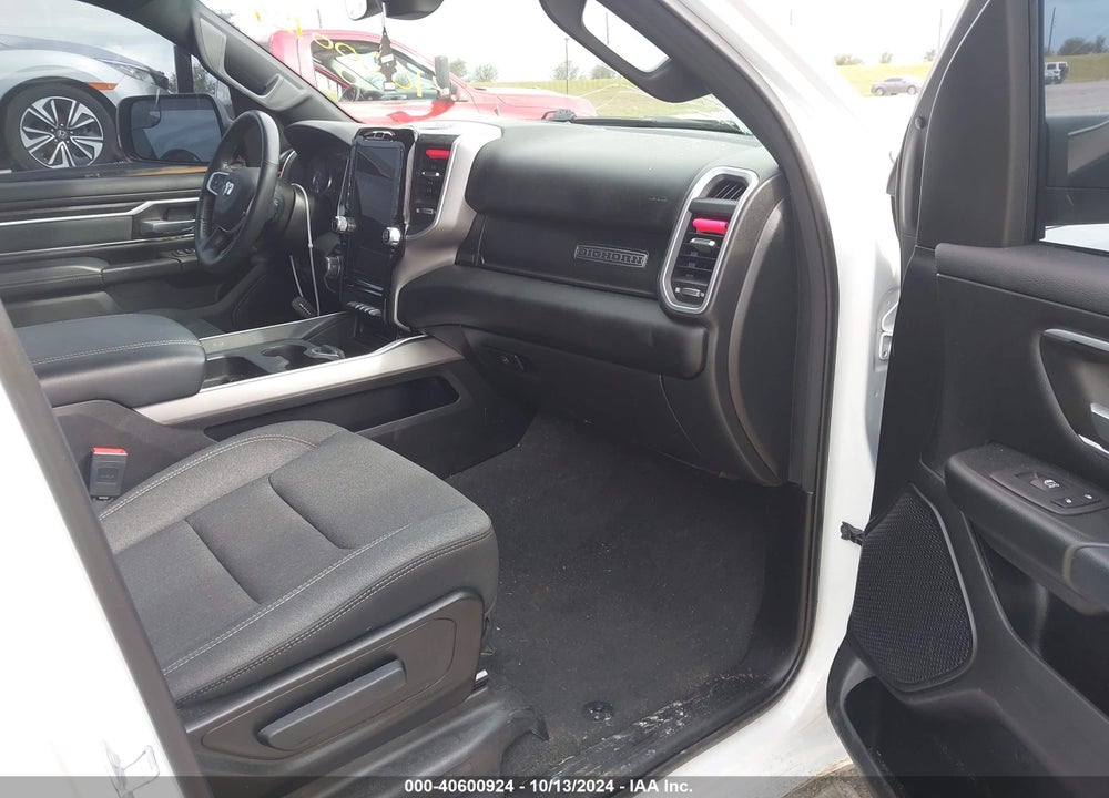 2022 RAM 1500 BIG HORN 4X4 5'7 BOX VIN: 1C6RRFFG3NN384216