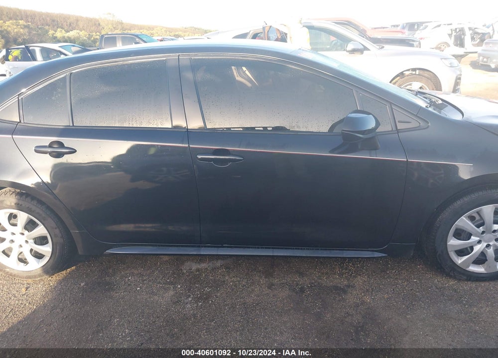 2021 TOYOTA COROLLA LE VIN: JTDEPMAE4MJ156884