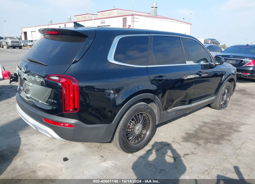 2021 KIA TELLURIDE LX VIN: 5XYP24HC0MG152200