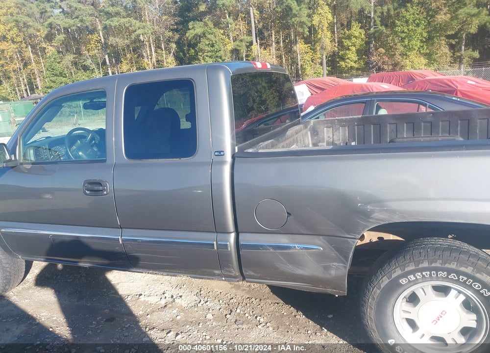 2002 GMC SIERRA 1500 SLE VIN: 2GTEK19T321311304