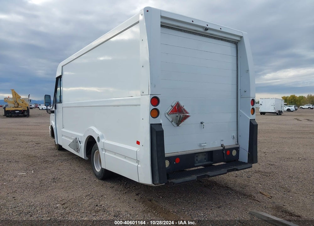 2013 ISUZU COMMERCIAL VAN VIN: JALB4T177D7W00486
