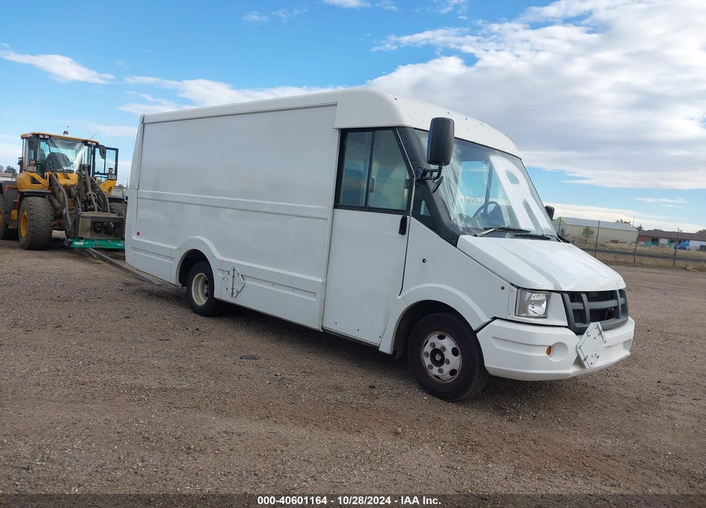 2013 ISUZU COMMERCIAL VAN VIN: JALB4T177D7W00486