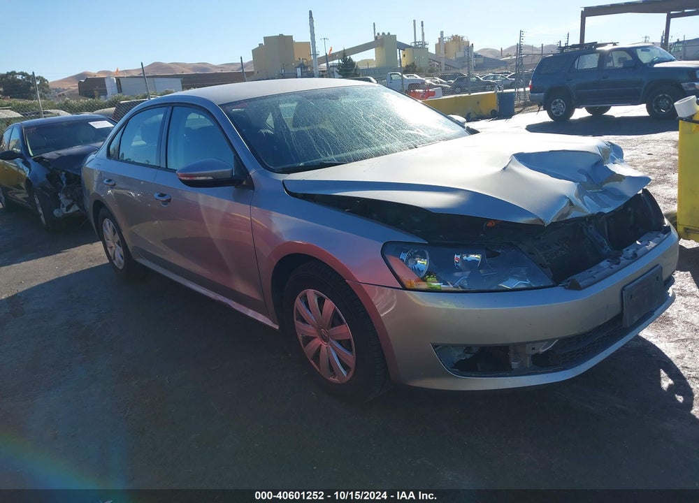 2012 VOLKSWAGEN PASSAT 2.5L S VIN: 1VWAP7A32CC024821