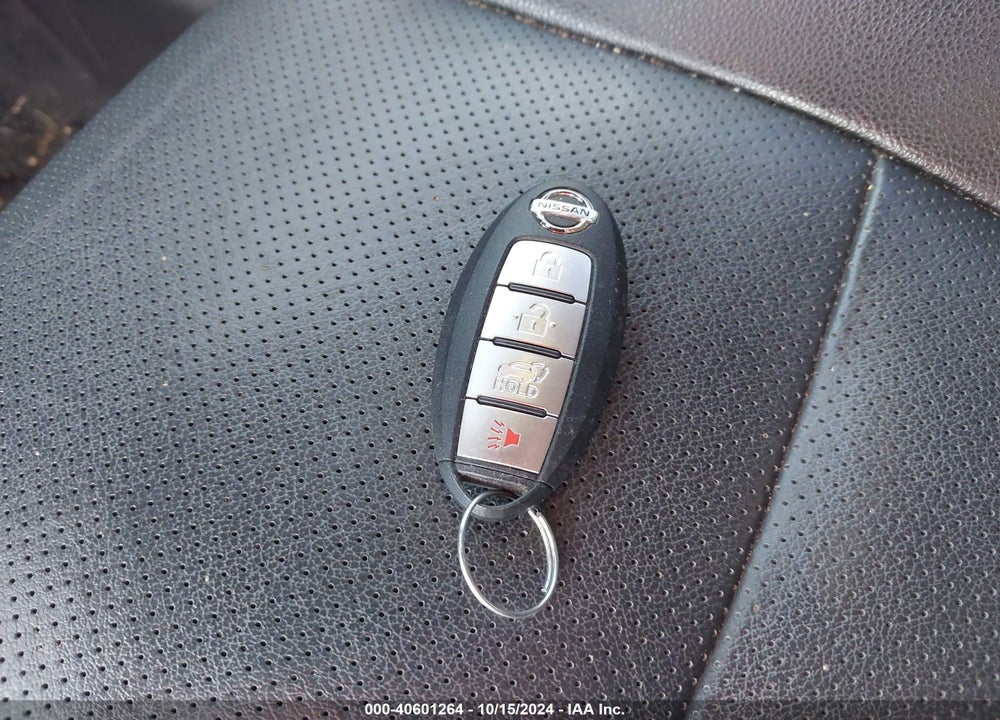 2015 NISSAN ROGUE SL VIN: 5N1AT2MTXFC909748