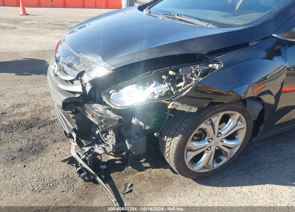 2013 HYUNDAI ELANTRA GT VIN: KMHD35LE7DU106369
