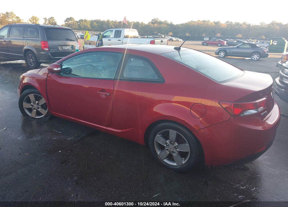 2010 KIA FORTE KOUP EX VIN: KNAFU6A28A5207741