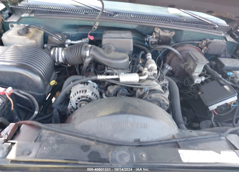 1997 CHEVROLET TAHOE LS VIN: 1GNEK13R9VJ370128