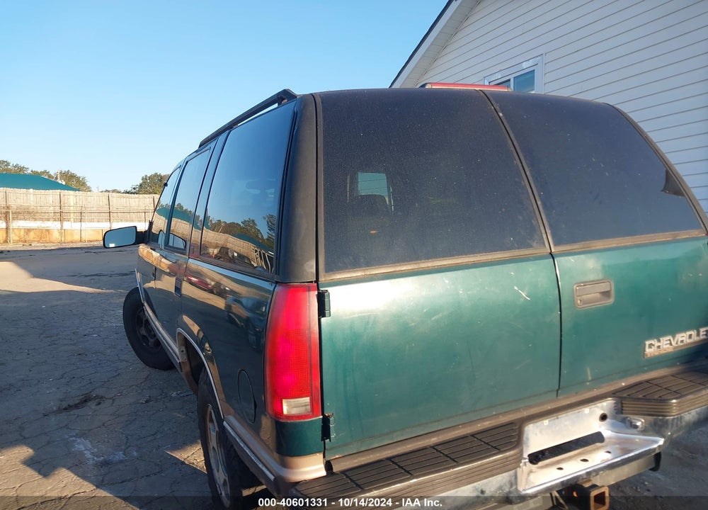 1997 CHEVROLET TAHOE LS VIN: 1GNEK13R9VJ370128