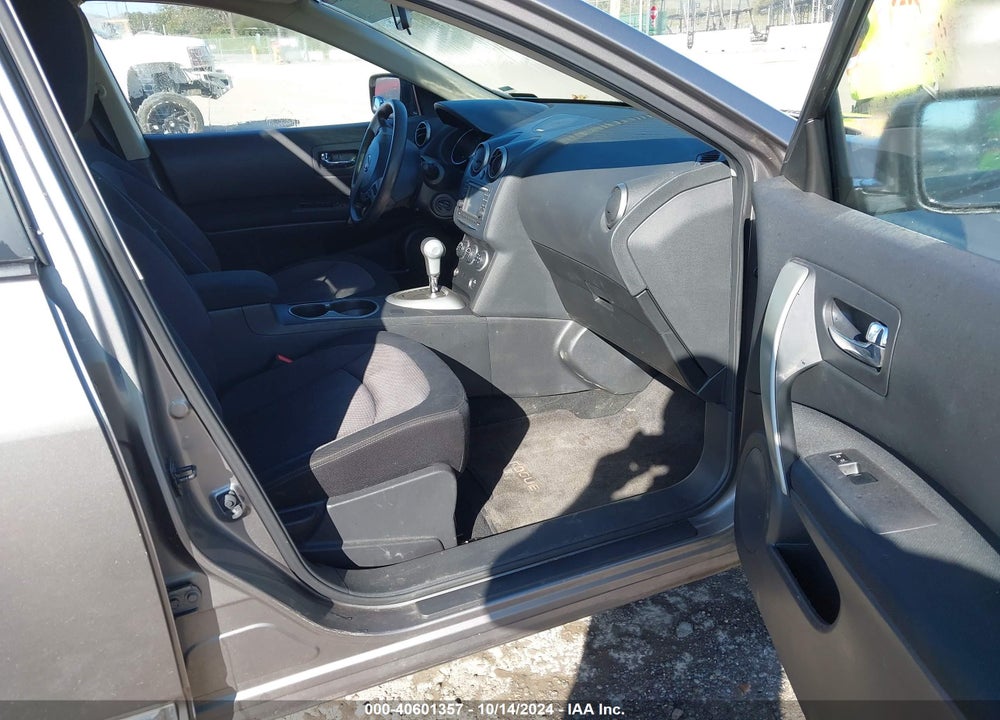 2013 NISSAN ROGUE SV VIN: JN8AS5MT1DW500658