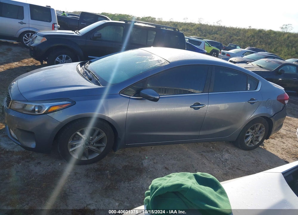 2017 KIA FORTE S VIN: 3KPFL4A78HE107160