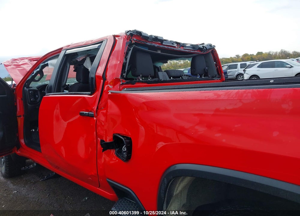 2024 CHEVROLET SILVERADO 2500HD 4WD STANDARD BED CUSTOM VIN: 2GC4YME72R1166710