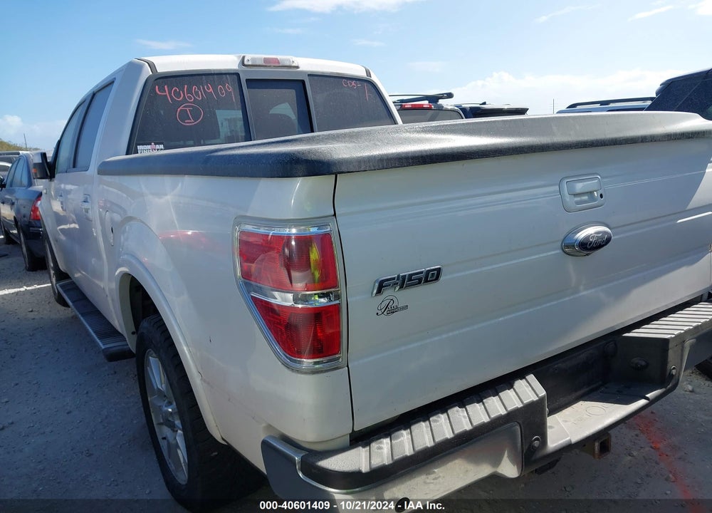 2013 FORD F-150 LARIAT VIN: 1FTFW1CT1DKE74621