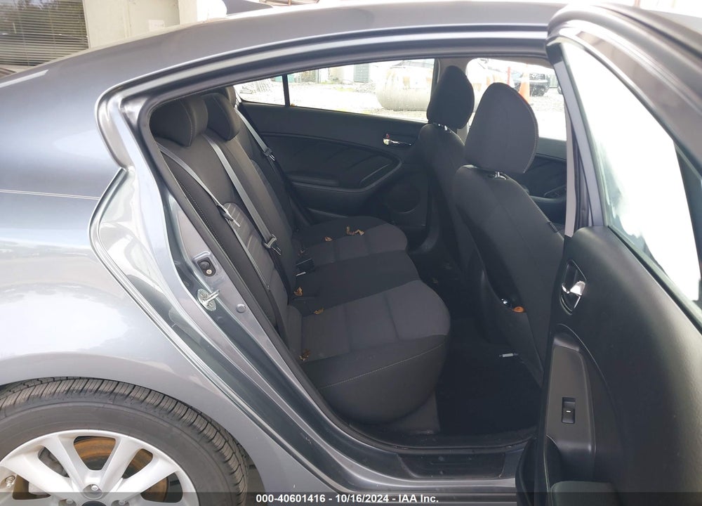 2017 KIA FORTE S VIN: 3KPFL4A70HE083081