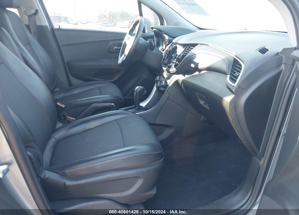 2020 CHEVROLET TRAX FWD LT VIN: 3GNCJLSB9LL157454