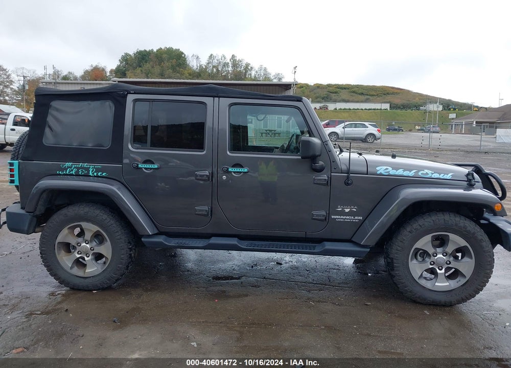 2017 JEEP WRANGLER UNLIMITED SAHARA 4X4 VIN: 1C4BJWEG2HL552656