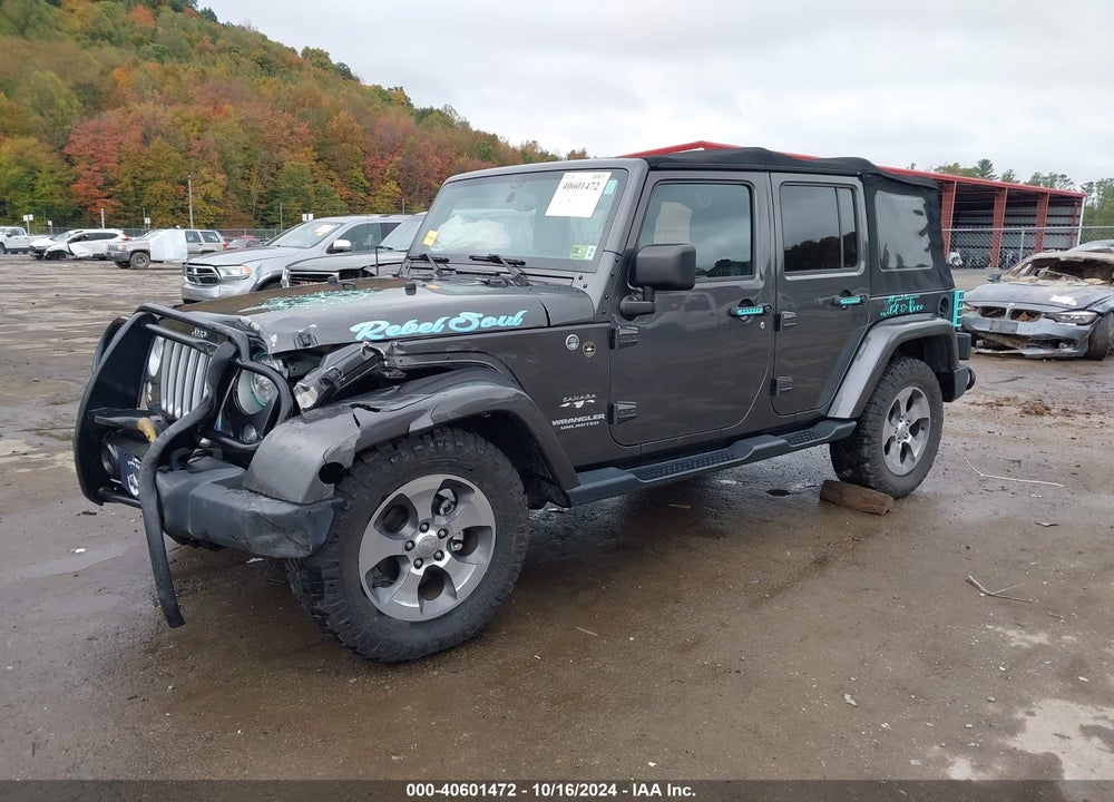 2017 JEEP WRANGLER UNLIMITED SAHARA 4X4 VIN: 1C4BJWEG2HL552656
