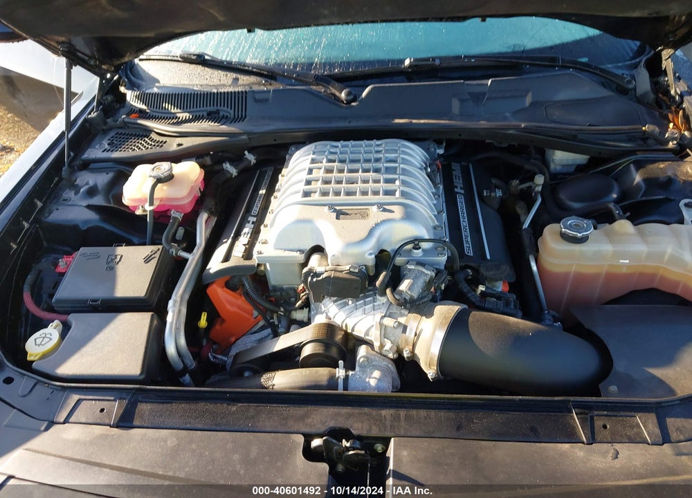 2015 DODGE CHALLENGER SRT HELLCAT VIN: 2C3CDZC99FH888076