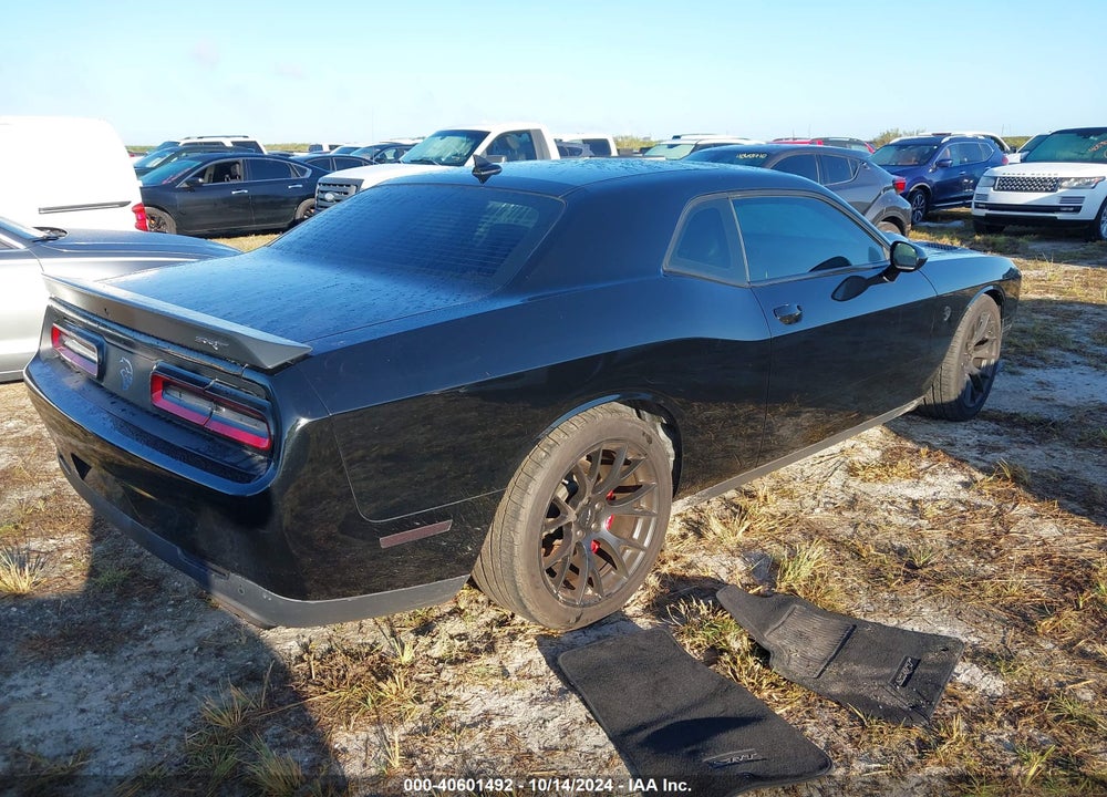 2015 DODGE CHALLENGER SRT HELLCAT VIN: 2C3CDZC99FH888076
