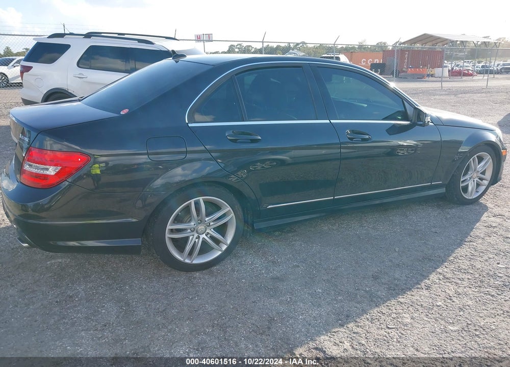 2012 MERCEDES-BENZ C 300 VIN: WDDGF8BB7CA709149