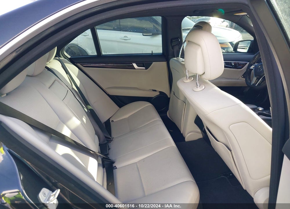 2012 MERCEDES-BENZ C 300 VIN: WDDGF8BB7CA709149