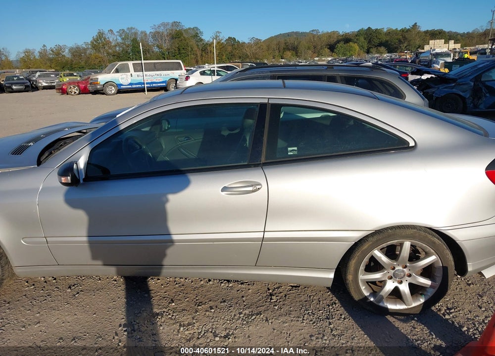 2003 MERCEDES-BENZ C 230 KOMPRESSOR SPORT VIN: WDBRN40J43A399078