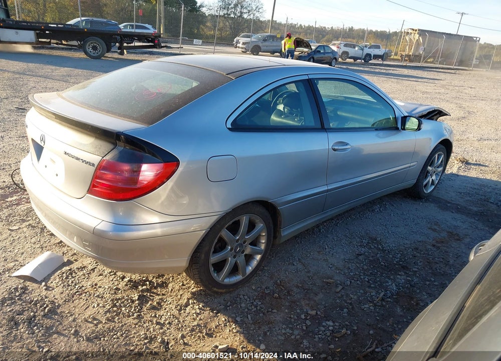 2003 MERCEDES-BENZ C 230 KOMPRESSOR SPORT VIN: WDBRN40J43A399078
