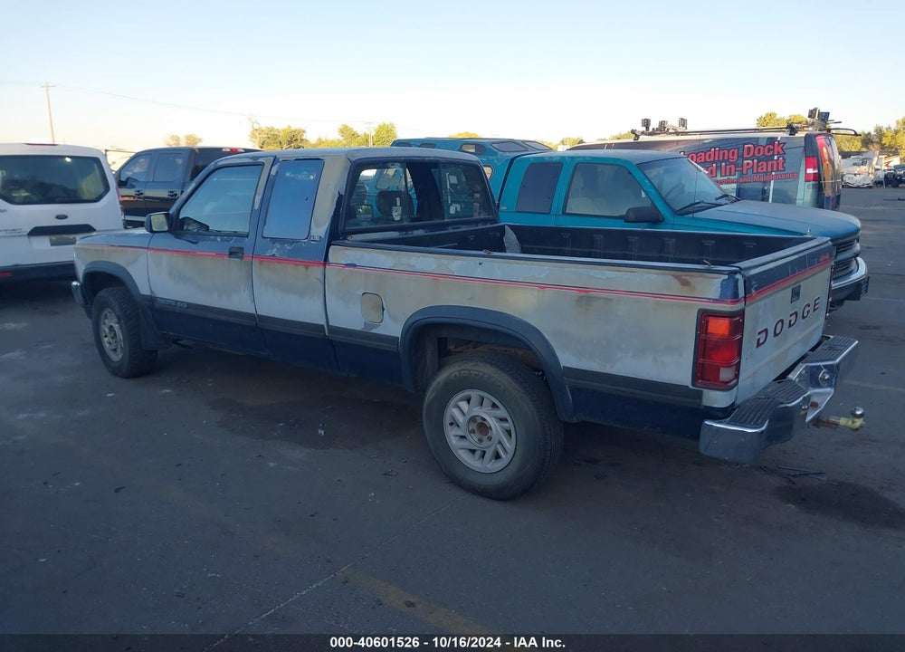 1992 DODGE DAKOTA VIN: 1B7GG23X0NS646066