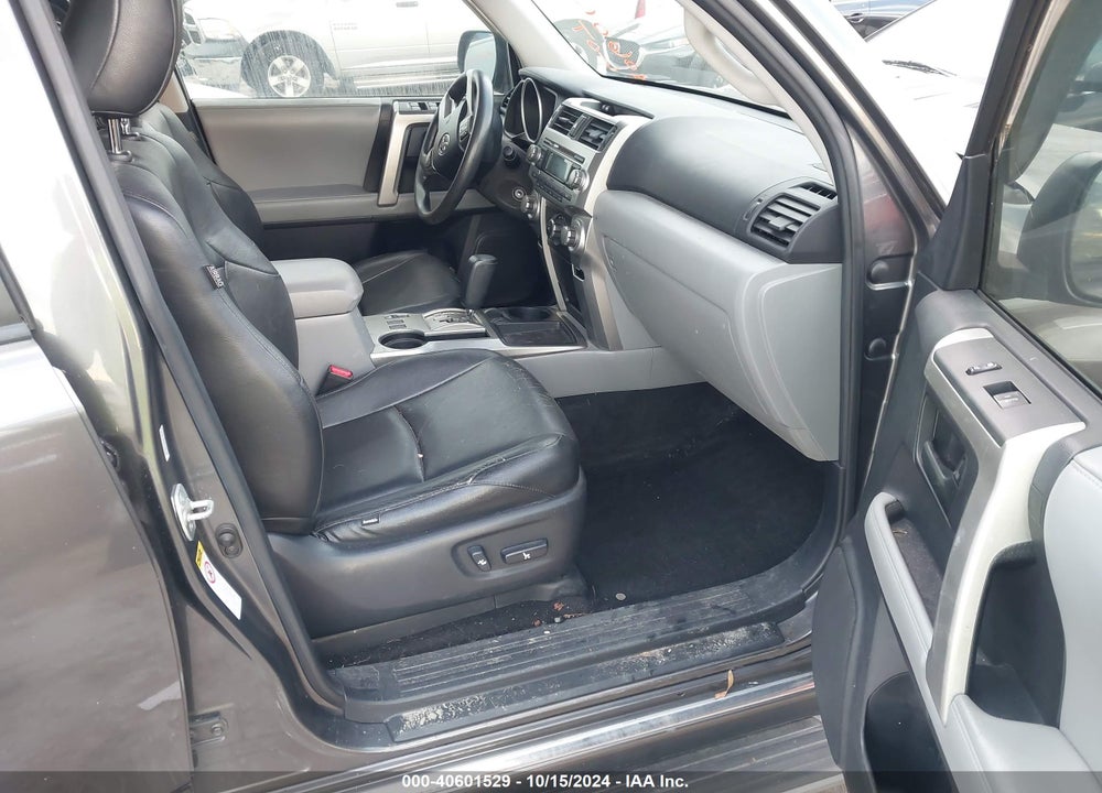 2010 TOYOTA 4RUNNER SR5 V6 VIN: JTEZU5JR9A5000956