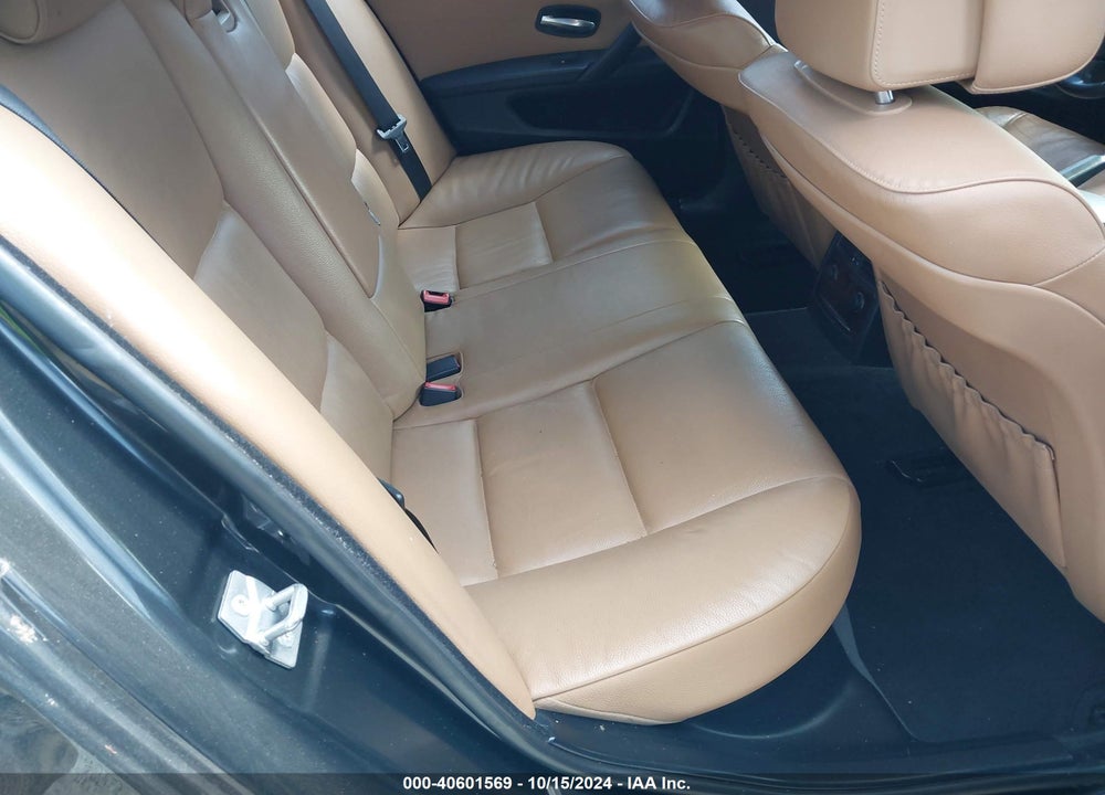 2010 BMW 528I VIN: WBANU5C55AC128164