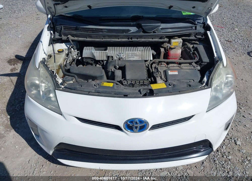 2013 TOYOTA PRIUS TWO VIN: JTDKN3DU6D5601379