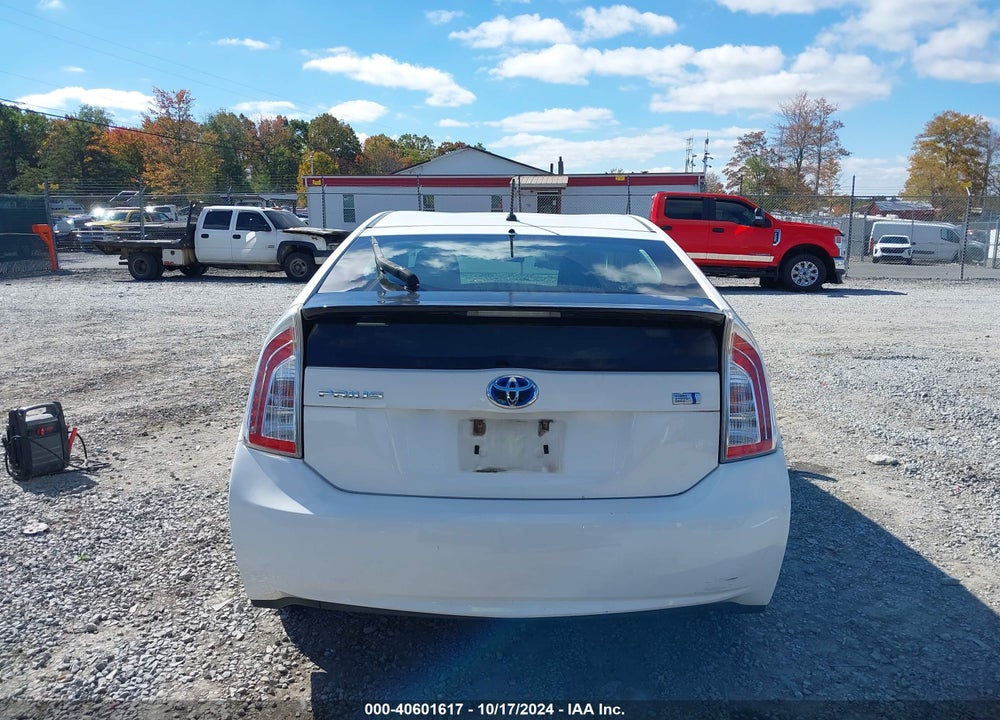 2013 TOYOTA PRIUS TWO VIN: JTDKN3DU6D5601379