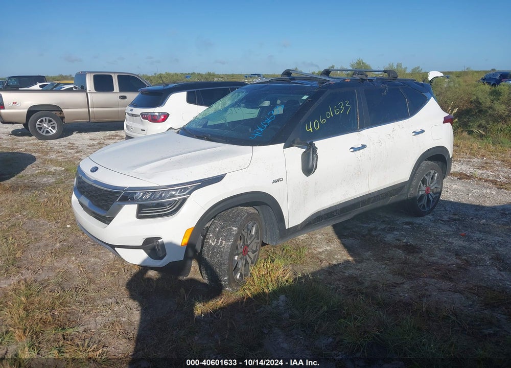 2021 KIA SELTOS SX TURBO VIN: KNDETCA24M7210886