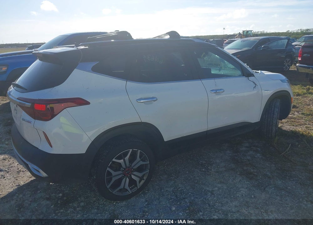 2021 KIA SELTOS SX TURBO VIN: KNDETCA24M7210886