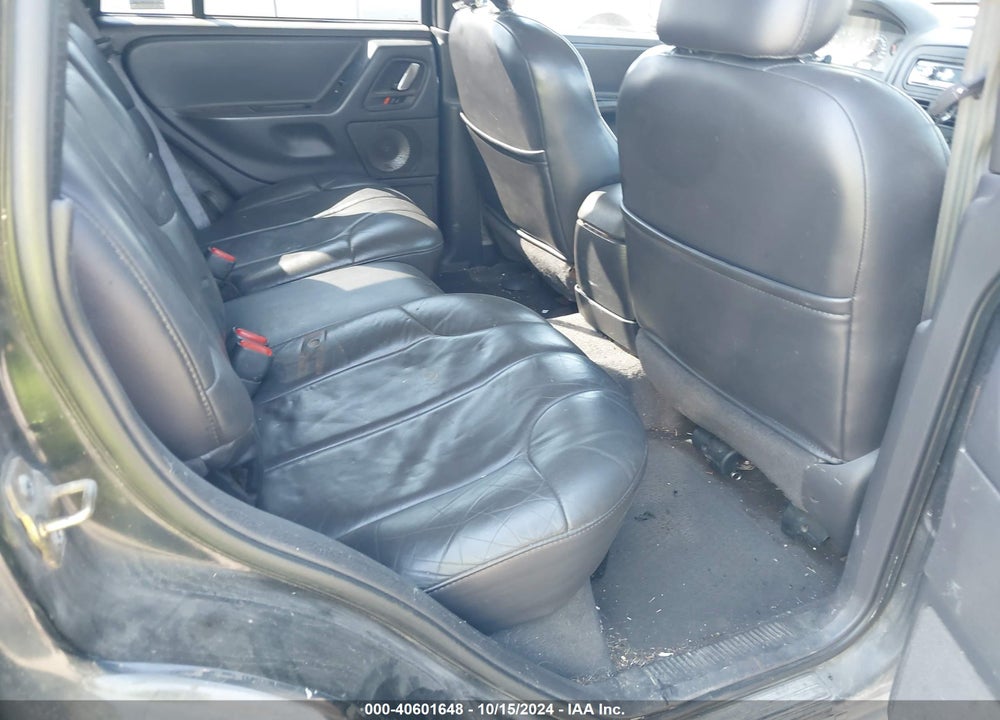 2000 JEEP GRAND CHEROKEE LAREDO VIN: 1J4GW48S2YC323335
